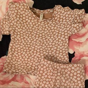 Rylee + Cru “ditzy” Flutter Tee and Legging Set